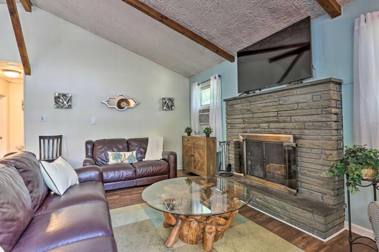 Serene Emerald Lakes Escape with Deck&Large Yard! Long Pond Exterior foto